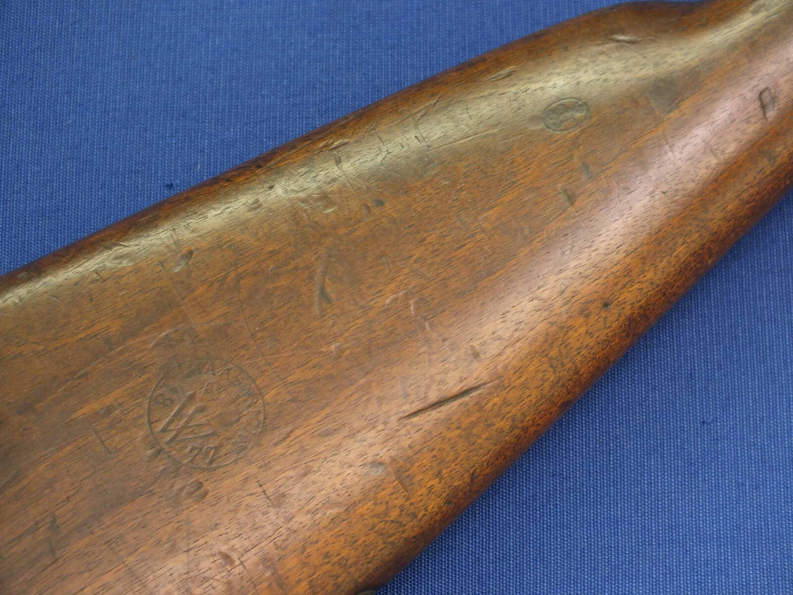 An antique Dutch Beaumont Vitali Model 1871/88 Rifle by P. Stevens Maastricht, caliber 11 mm, length 133 cm, in very good condition. Price 1.450 euro