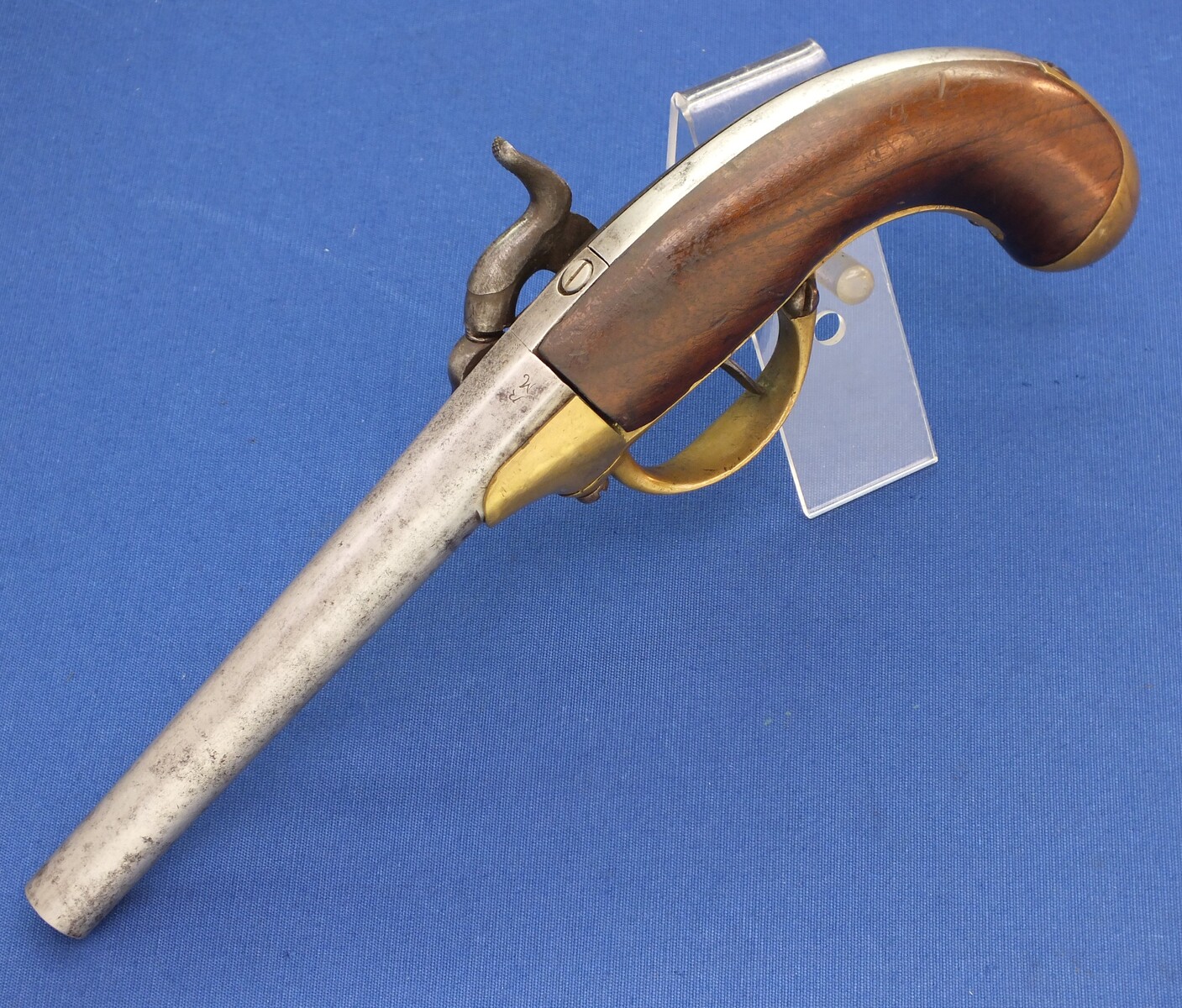 An antique French Converted Model 1777 Percussion Pistol, caliber 18 mm, length 35 cm, in very good condition. Price 575 euro