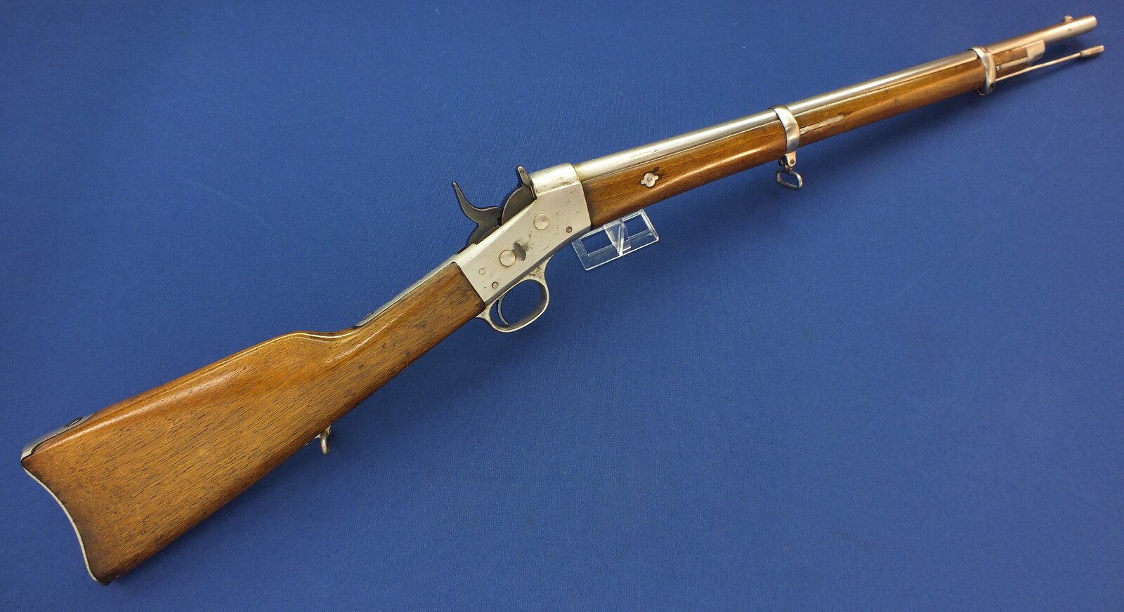 An antique Probably Spanish/Cuban Remington Rolling block Short Rifle. Caliber 12mm centerfire. 60cm Barrel, length 99cm. In good/very good condition. Price 495 euro