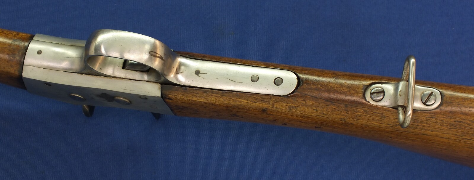 An antique Probably Spanish/Cuban Remington Rolling block Short Rifle. Caliber 12mm centerfire. 60cm Barrel, length 99cm. In good/very good condition. Price 495 euro