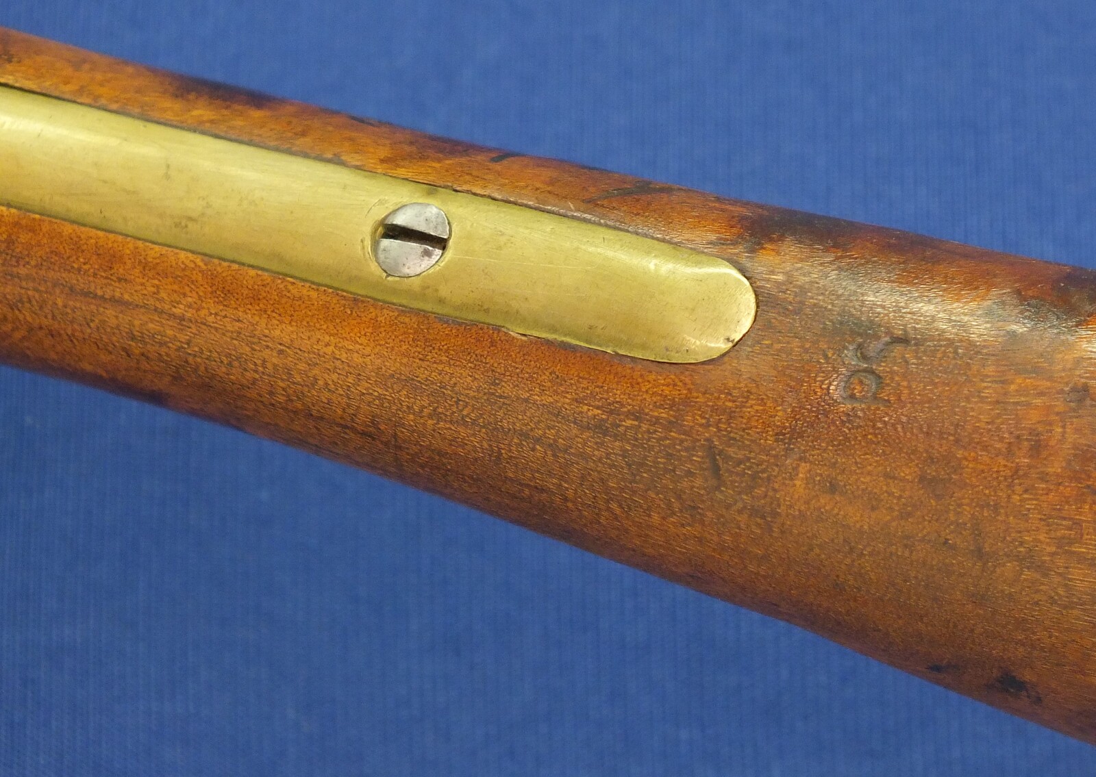 An antique Swedish Military Flintlock musket model 1805/ Reparationsgevär modell 1805. Caliber 19mm, length 124cm, Barrel 84cm. In very good condition. Price 1.400 euro.