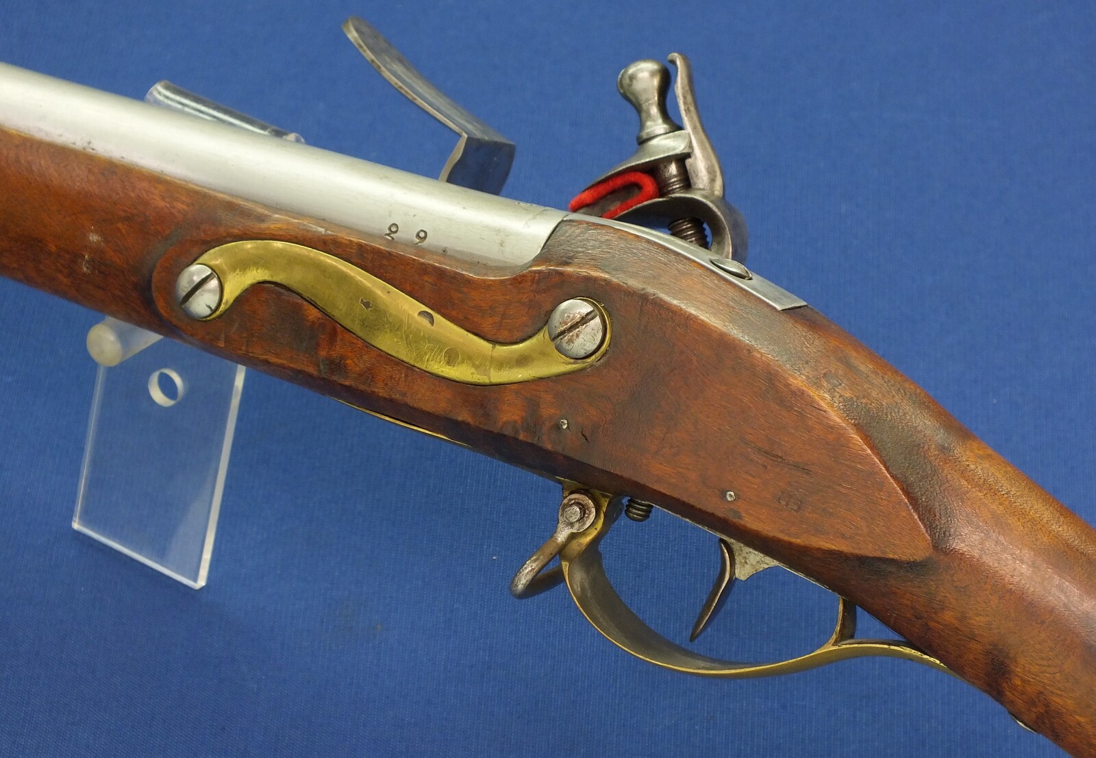 An antique Swedish Military Flintlock musket model 1805/ Reparationsgevär modell 1805. Caliber 19mm, length 124cm, Barrel 84cm. In very good condition. Price 1.600 euro.