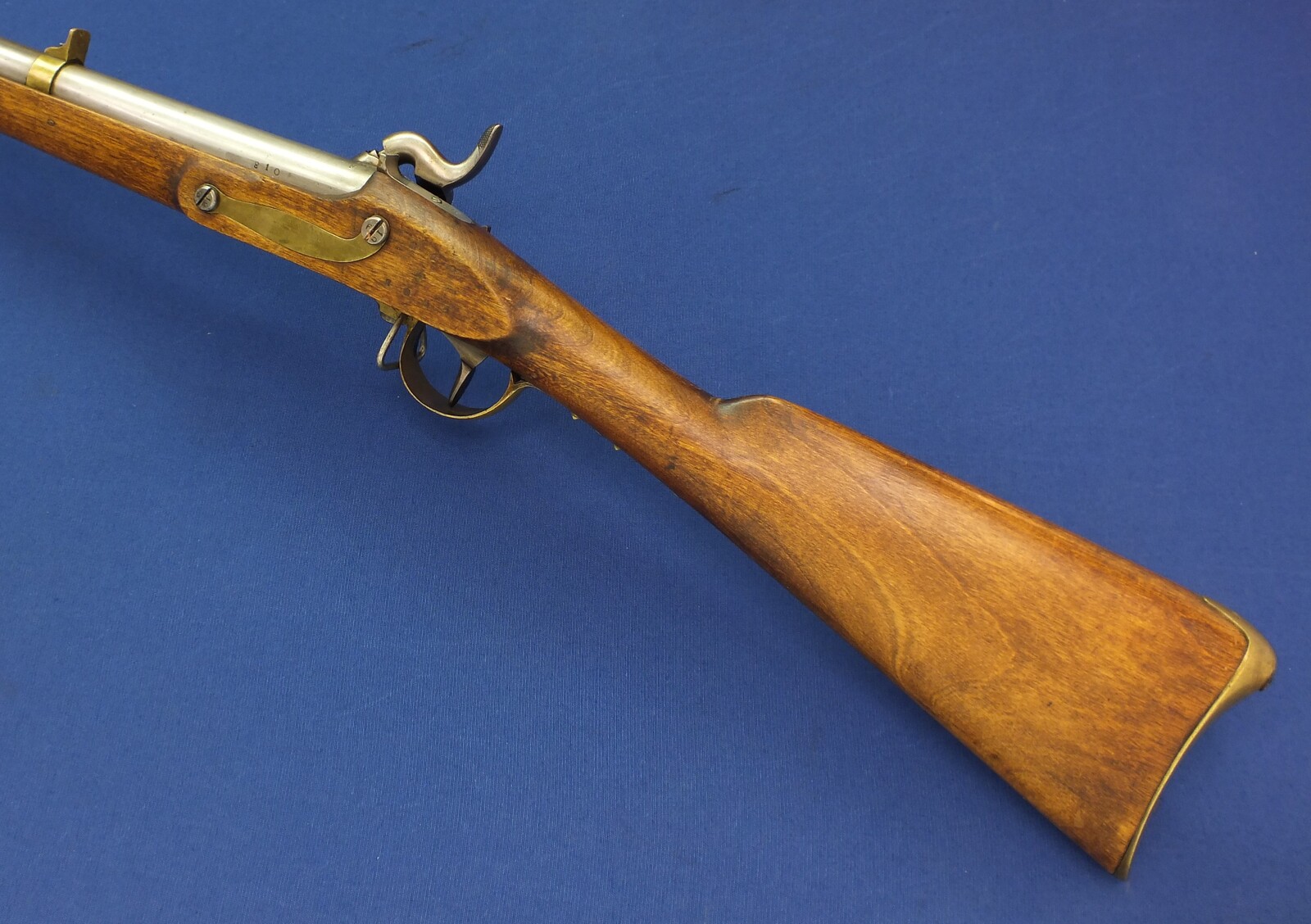 An antique Swedish Military Model 1845-54 Percussion Musket for Minié bullet. Made by Carl Gustav Stad 1853. Caliber 18,5mm, length 146cm. In very good condition. Price 1.500 euro