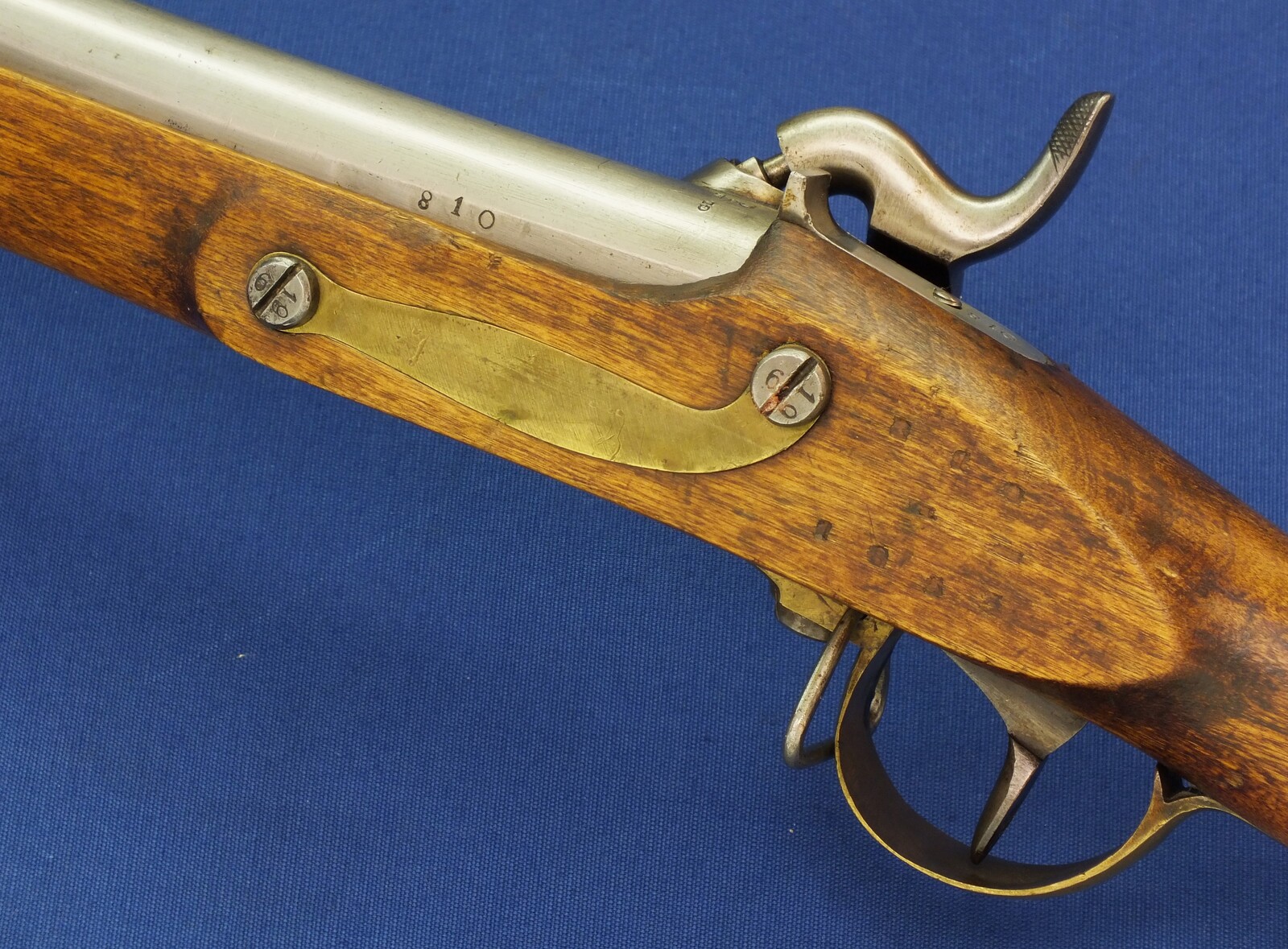 An antique Swedish Military Model 1845-54 Percussion Musket for Minié bullet. Made by Carl Gustav Stad 1853. Caliber 18,5mm, length 146cm. In very good condition. Price 1.500 euro