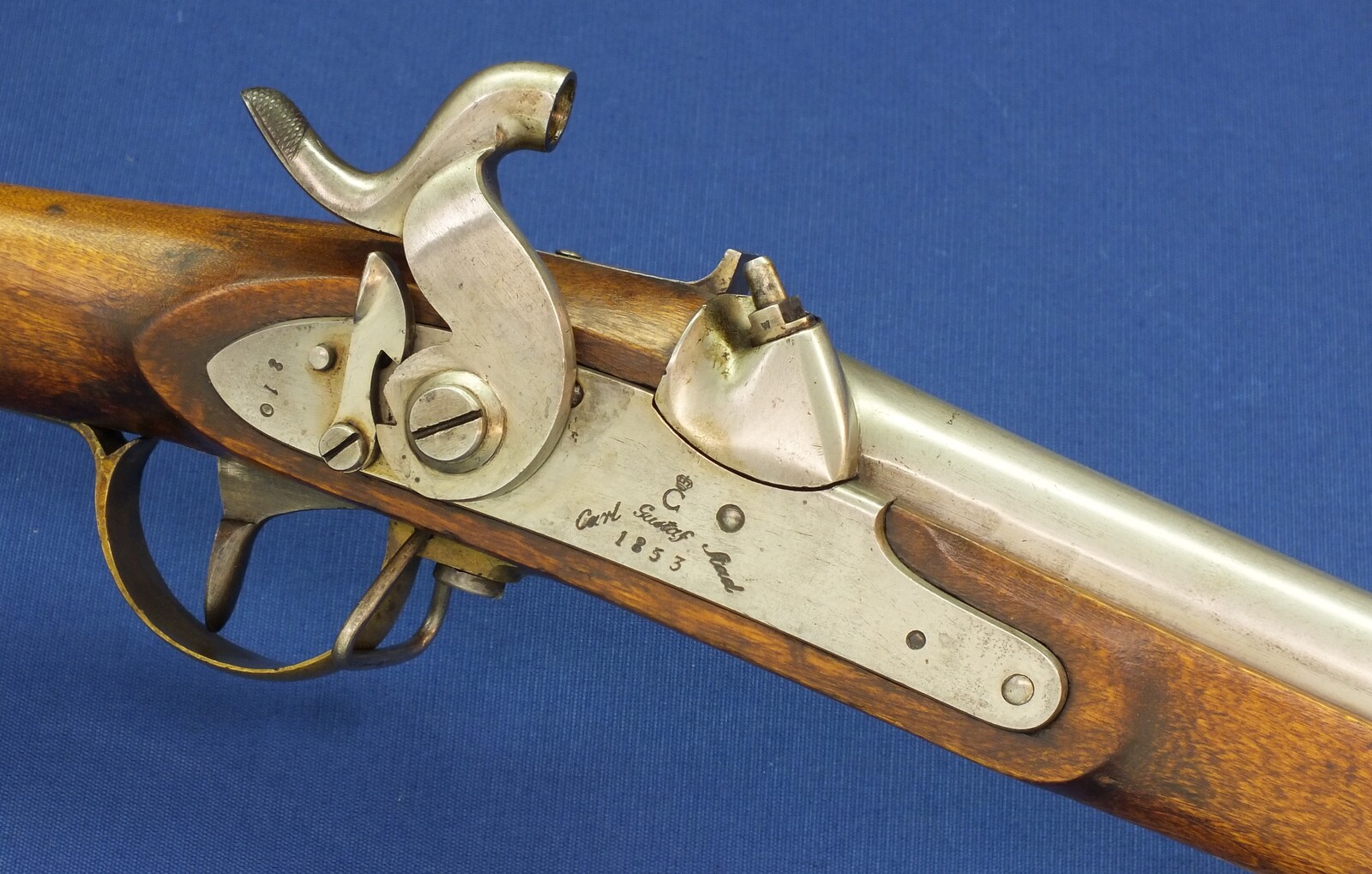 An antique Swedish Military Model 1845-54 Percussion Musket for Minié bullet. Made by Carl Gustav Stad 1853. Caliber 18,5mm, length 146cm. In very good condition. Price 1.500 euro