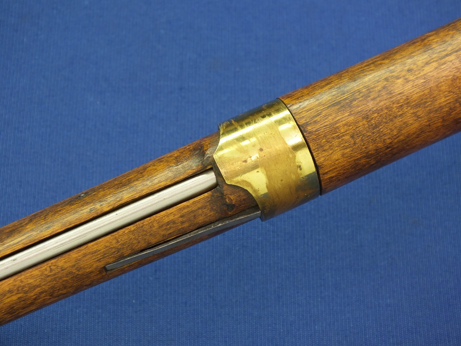 An antique Swedish Military Model 1845-54 Percussion Musket for Minié bullet. Made by Huskvarna 1845. Caliber 18,5mm, length 147cm. In near mint condition. Price 1.550 euro