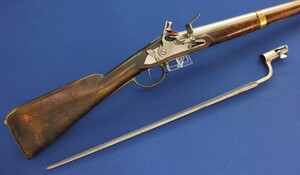 An antique Swedish Model 1799 musket with bayonet. Caliber 20mm, barrel 106,5cm. Length 147cm. In very good condition. Price 1.550 euro.