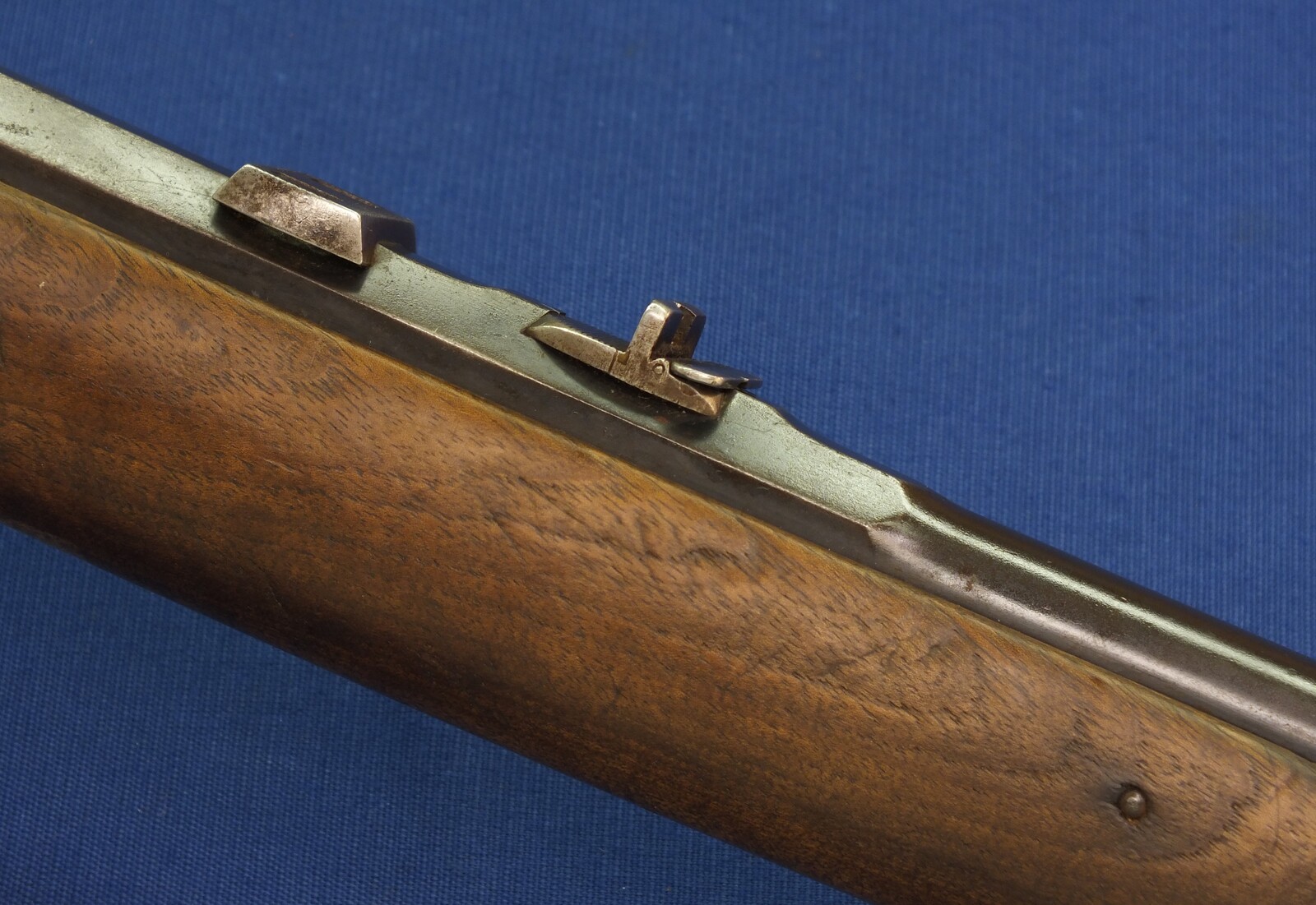 An antique Swiss Martini-Henry breechloading Rifle by J.U. Banziger St. Gallen. Caliber 41 Swiss Rim and Centerfire. 75,5cm barrel. Set-triggers. Length 119cm. In very good condition.