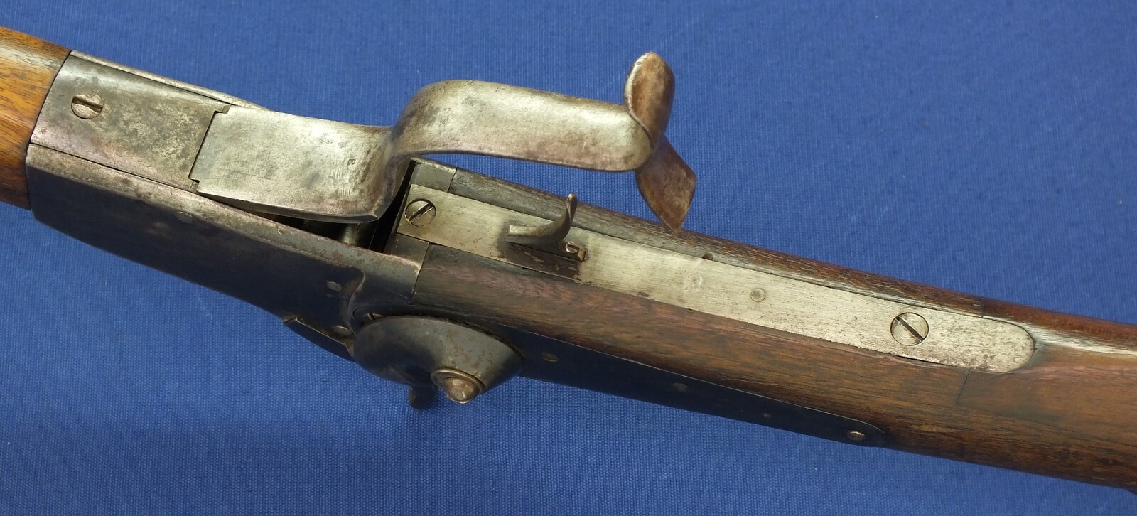 An antique Swiss Peabody Model 1867-77 Rifle altered for Hunting signed E.P. Vassella. Caliber 41 Swiss Rimfire. Length 132cm. In very good condition. Price 395 euro