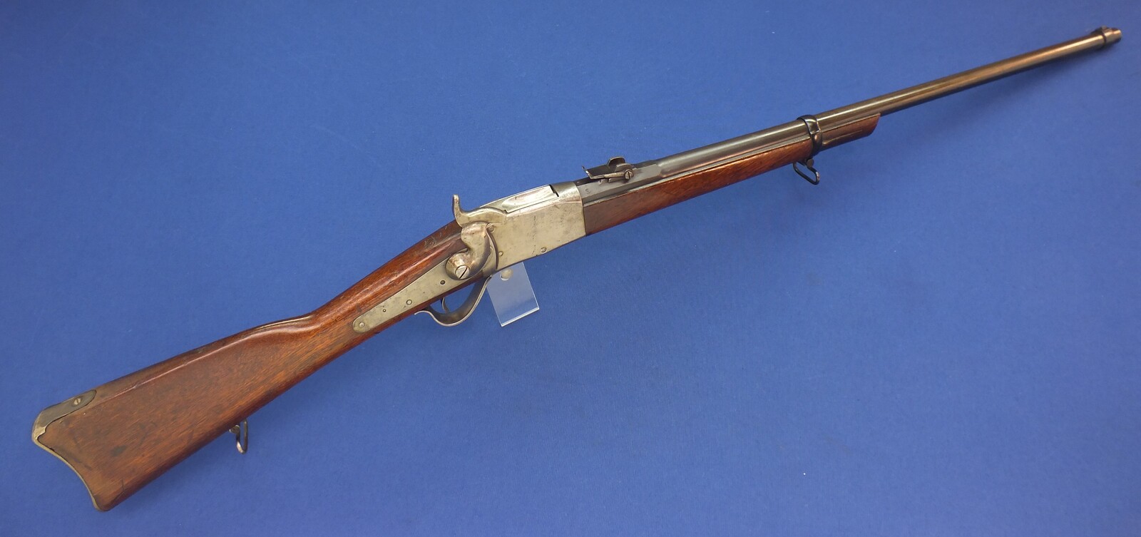 An antique  Swiss Peabody Rifle Model 1867, altered for hunting, caliber 41 Swiss Rimfire, length 116 cm, in very good condition. Price 495 euro.