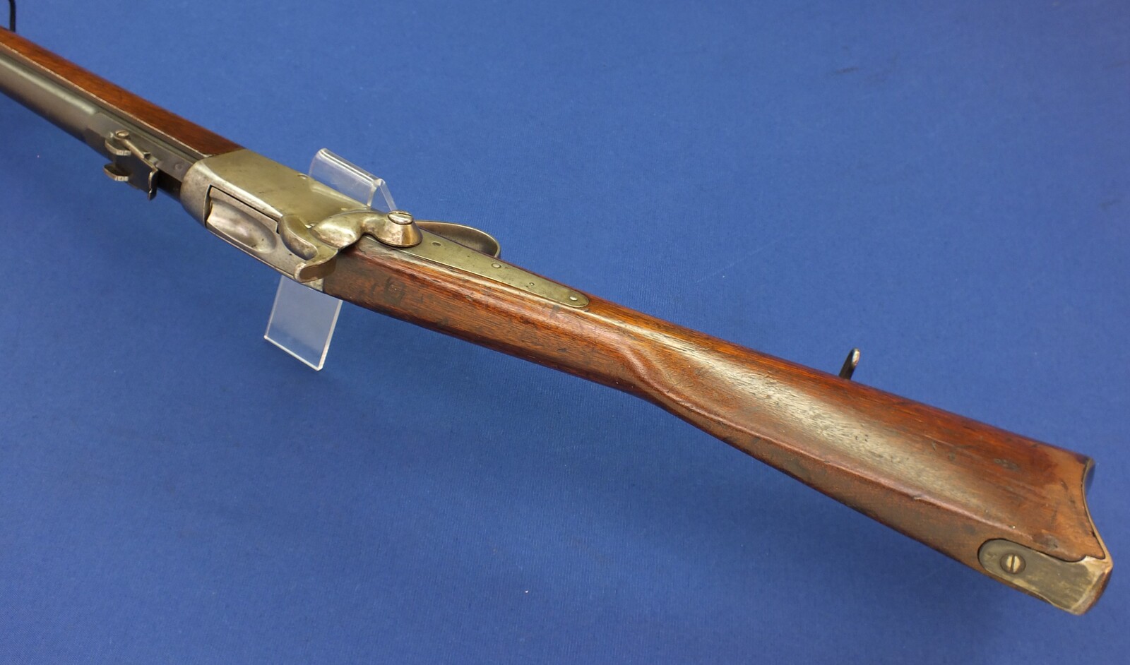 An antique  Swiss Peabody Rifle Model 1867, altered for hunting, caliber 41 Swiss Rimfire, length 116 cm, in very good condition. Price 495 euro.