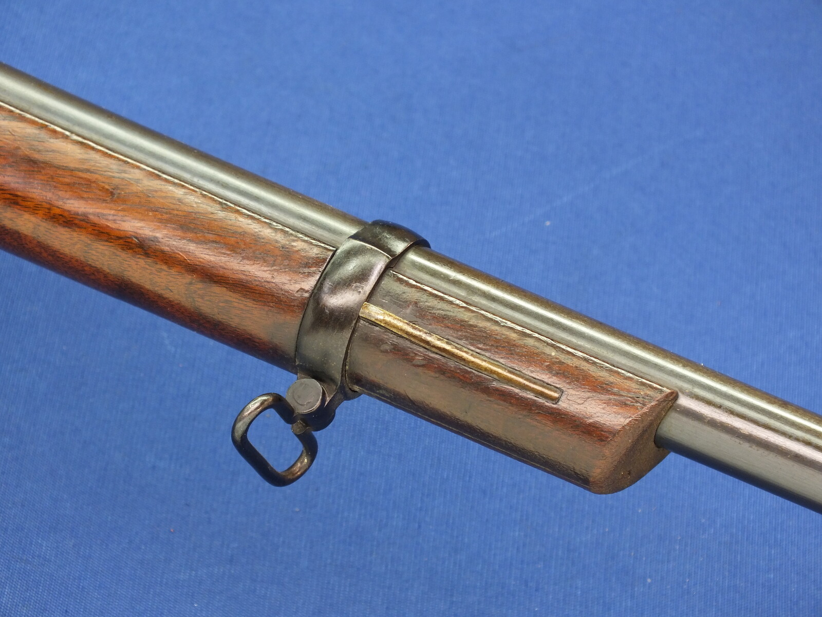 An antique  Swiss Peabody Rifle Model 1867, altered for hunting, caliber 41 Swiss Rimfire, length 116 cm, in very good condition. Price 495 euro.