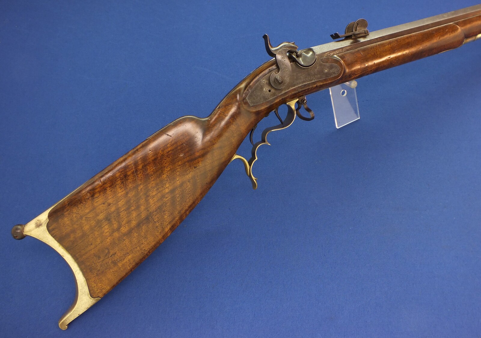 An antique Swiss Percussion Stutzer/Target Rifle. Lock Signed Bindschädler (Zürich 1850), 91cm Octagon barrel Signed Pfenninger Staefa(Stäfa). Caliber 10,5mm. Length 129cm. In very good condition. Price 1.450 euro.