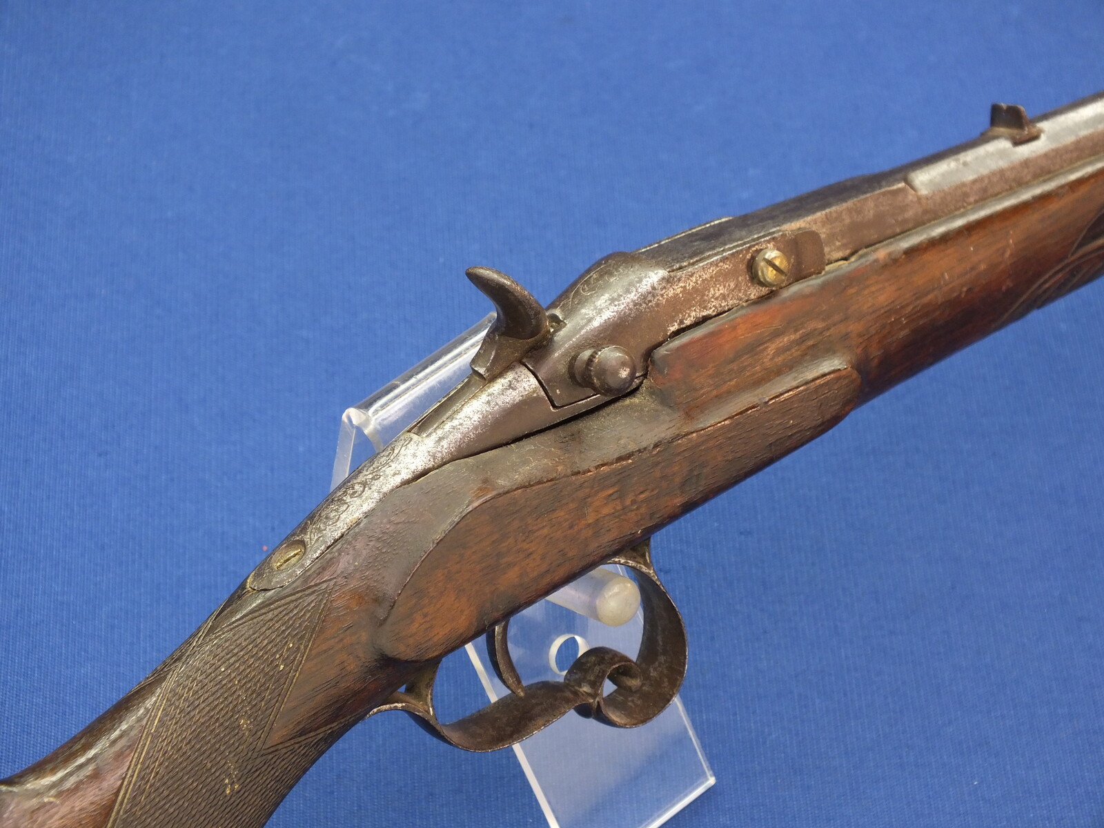 An unrestored antique French Flobert Rifle, caliber 8 mm, length 99 cm, in fair condition. Price 150 euro